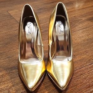 Qupid Gold Heels